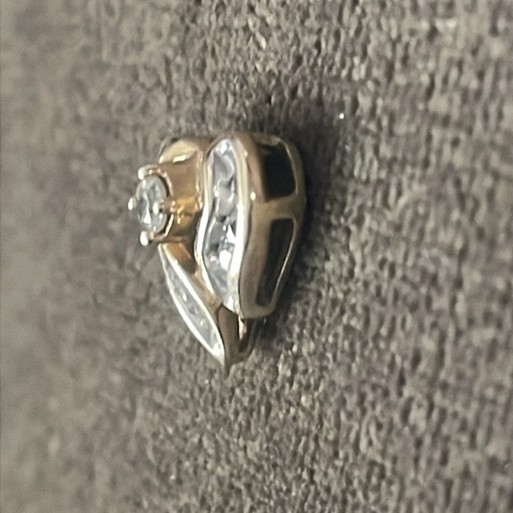 Real DIAMOND 10K PENDANT Yellow Gold 1/4 Carat Heart Shaped Fine Jewelry - Picture 7 of 16